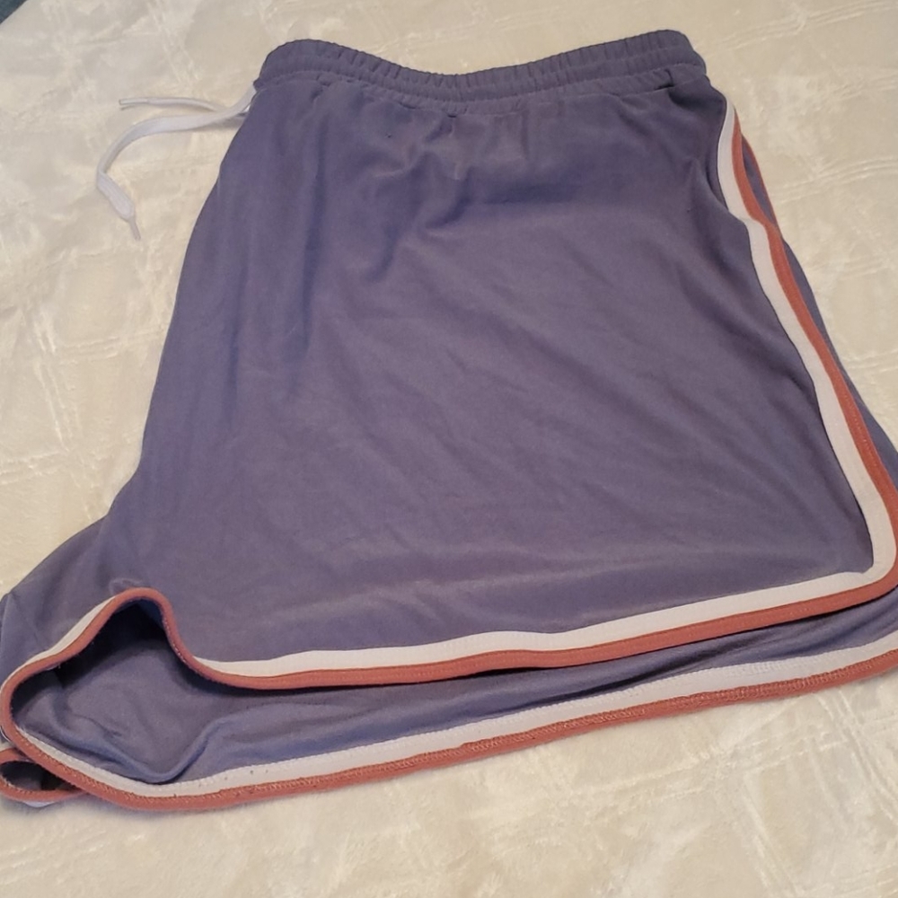 Size 2x shorts grey, pink and white - Picture 2 of 2
